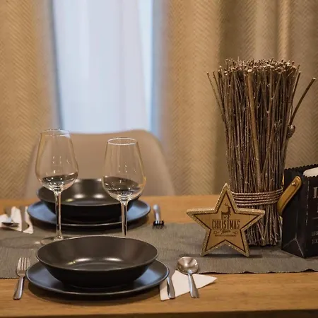 Casa - Homes 公寓 *