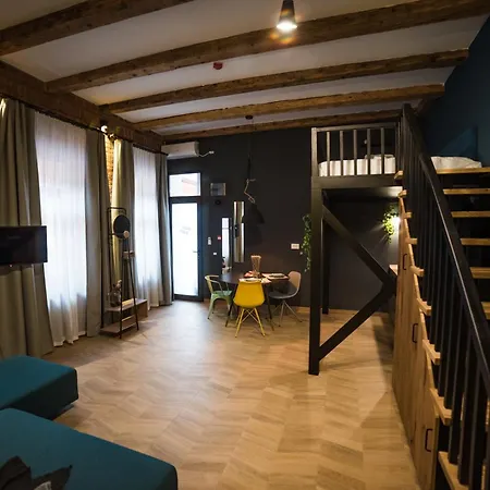 Casa - Homes Apartmán