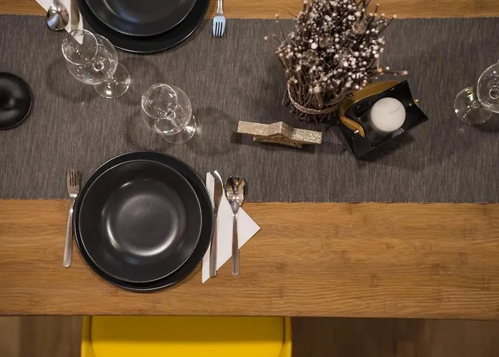 Casa - Homes Apartment Brasov